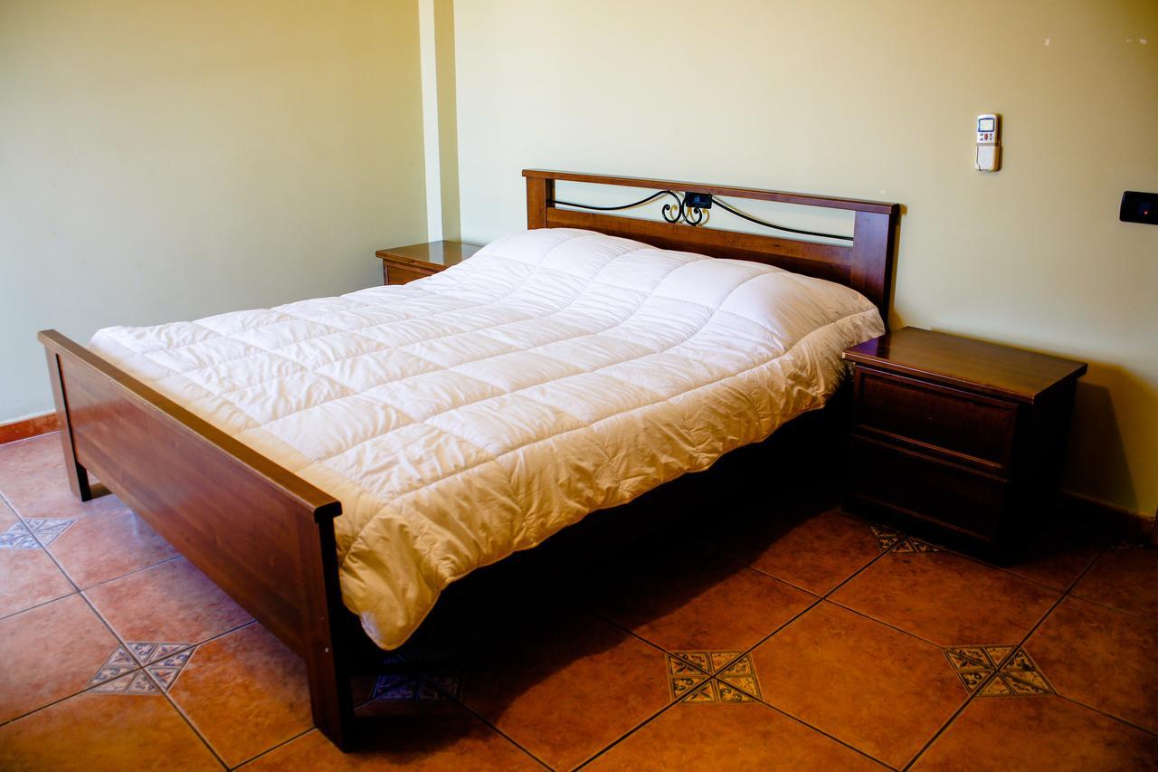 Hotel La Quercia Durres Ngoại thất bức ảnh